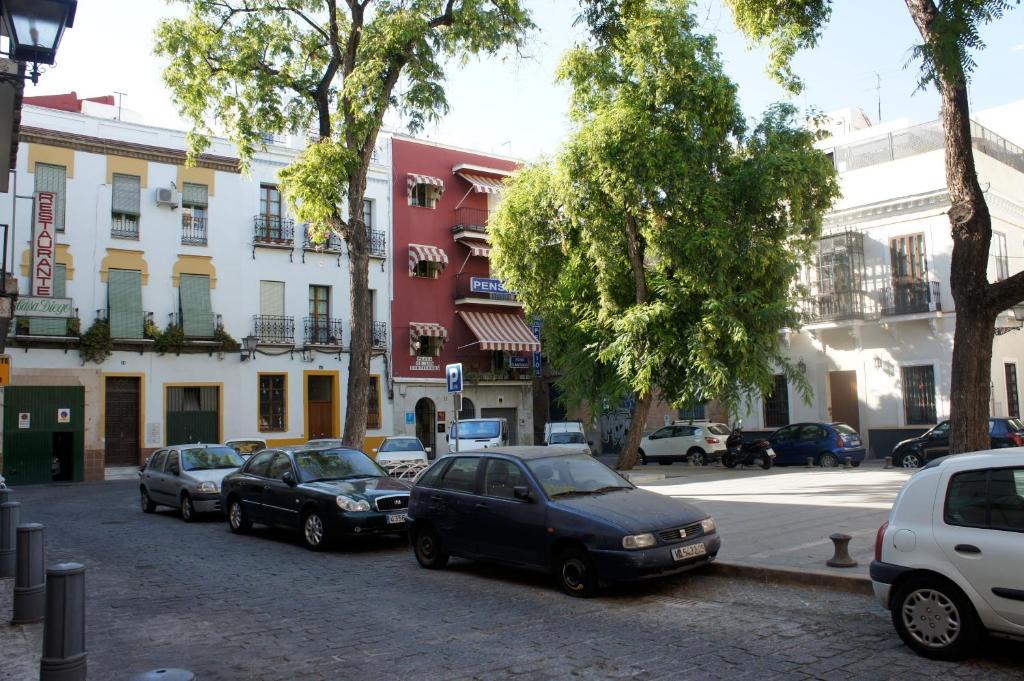 Pension Perez Montilla Sevilla Exterior foto